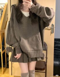 Brown Slouchy Knit & Skirt Set – ชุดไหมพรมทรงหลวมสีน้ำตาล
